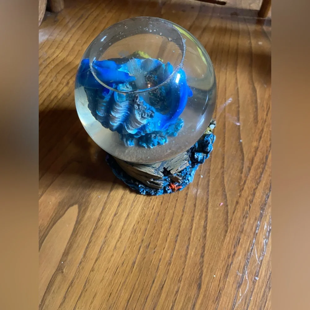 Blue Glass Aquarium Globe Ornament - Decorative Fish Habitat Accent - Picture 1 of 5